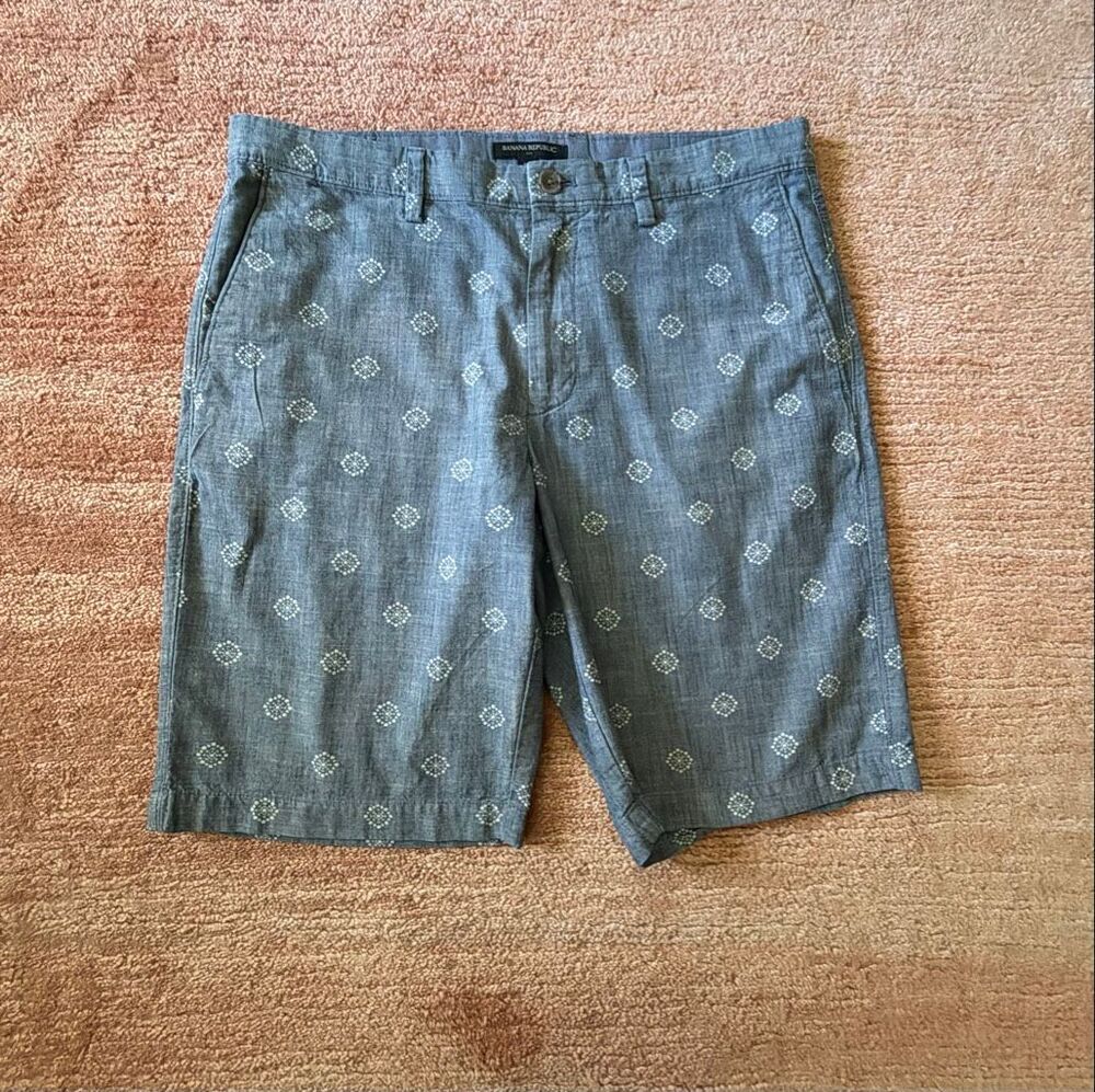 Banana Republic Men’s Gray Chambray Geometric Print Chino Shorts Size 31